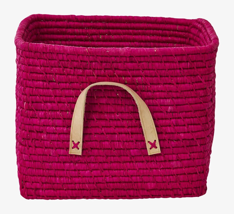 Foto av livfull fuchsiafärgad raffiakorg med handtag