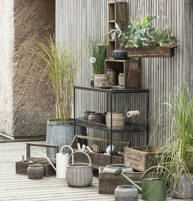 Bild av harmonisk scen med förvaringslösningar