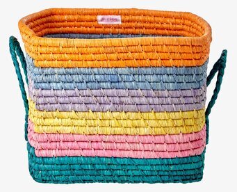 Bild av färgglad förvaringskorg med ränder och handtag