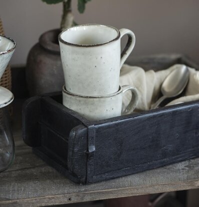 Bild av stilfull inredning med murstensform och keramik