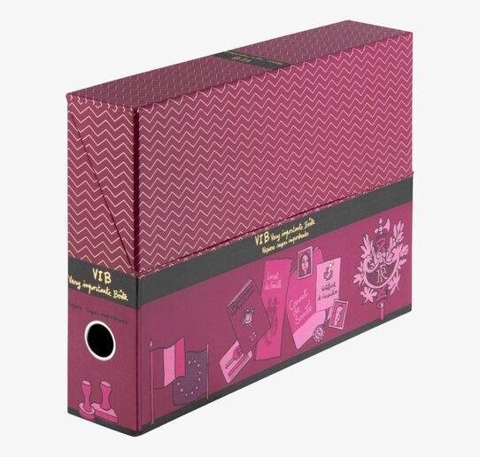 Bild av elegant och funktionell arkivbox i ceriserosa