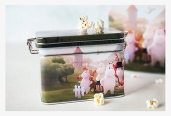 Bild av dekorativ rektangulär plåtburk med Muminmotiv