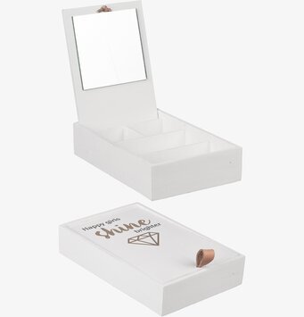 Bild av elegant och funktionell trälåda med spegel