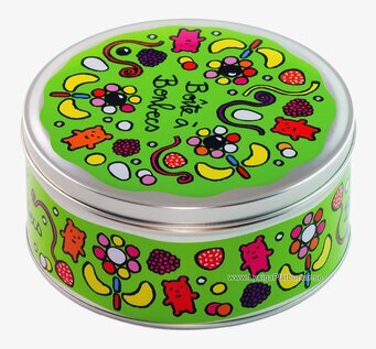 Plåtburk Godis grön från Derriére la porte med godismotiv