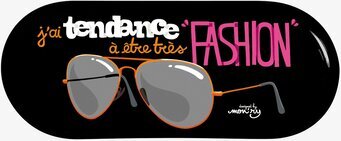 Foto av stilrent och modernt glasögonfodral i svart