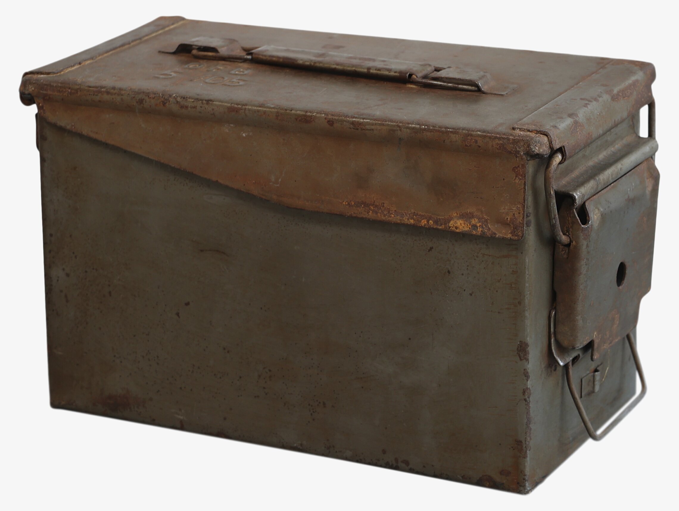 Foto av antik grå ammunitionslåda med historia
