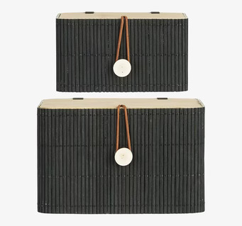 Bild av svarta förvaringslådor i bambu med trälock