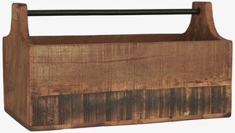 Bild av rustik trälåda med järnhandtag och naturlig charm