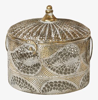 Bild av antik mässingsmetallbox med detaljerad design