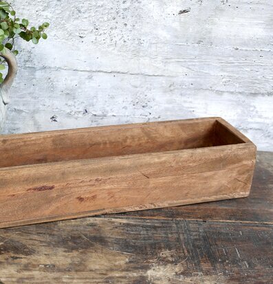 Bild av rustik trälåda med naturlig och elegant stil