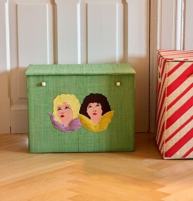 Bild av en dekorativ och praktisk förvaringskorg