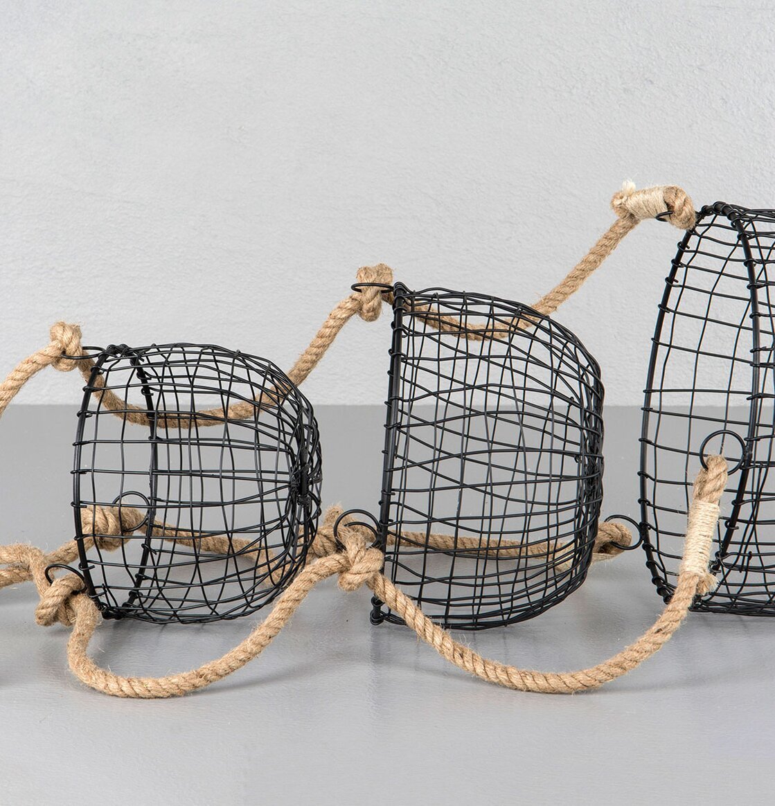 Hängande Korgar Svart A Lot Decoration Förvaringslådor och korgar Boxar Förvaringsboxar Porslinsboxar Trälådor Smyckesboxar i porslin