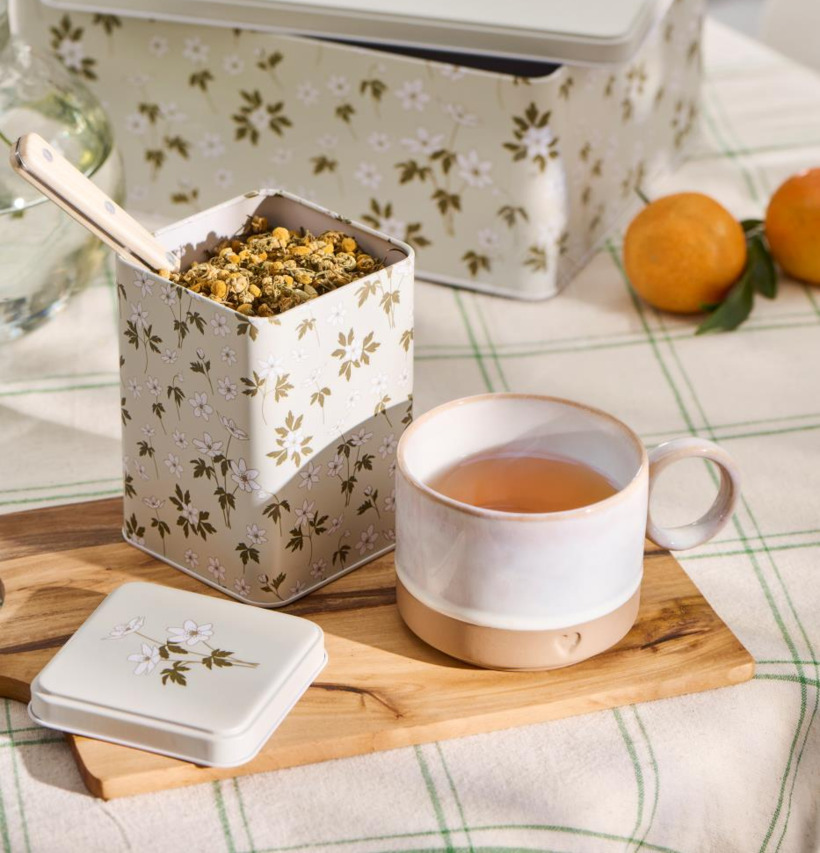 Plåtburk Anemon Offwhite IB Laursen Plåtburkar Metallburkar