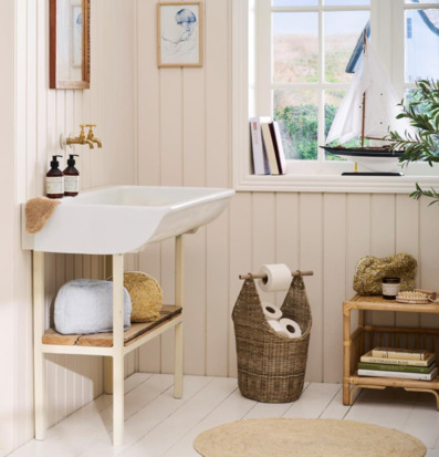 Bild av ett harmoniskt och välorganiserat badrum