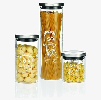 Bild av tre glasburkar med unik och lekfull design