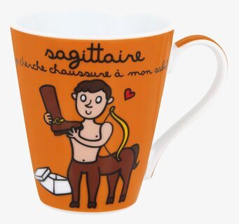 Bild av humoristisk mugg med skyttens stjärntecken