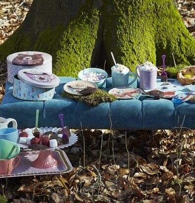 Plåtburk Set om 2 från Rice med lekfull och färgglad design