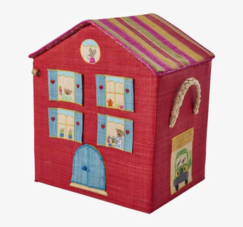 Bild av kreativ och lekfull förvaringskorg som hus