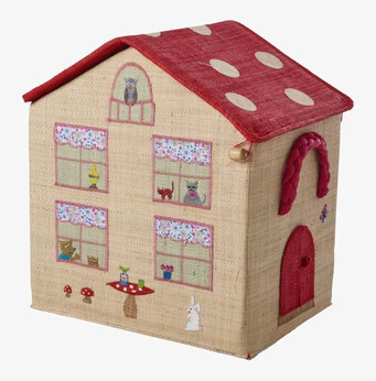 Bild av charmig förvaringskorg formad som ett hus